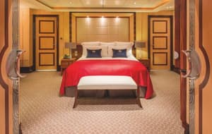 Cunard Queen Mary 2 Accommodation Duplex Suite 2.jpg